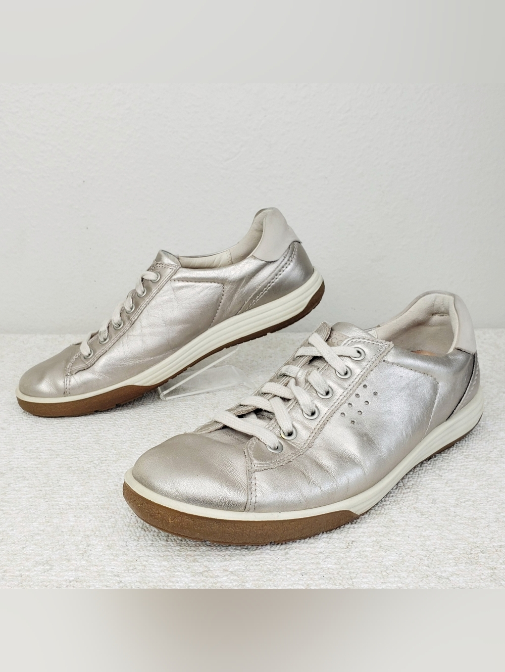 ECCO Chase II Sneakers Lace-Up Metallic Leather Comfort Shoes